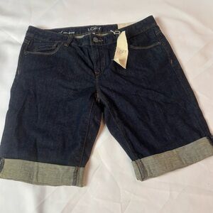 NWT Loft Modern Fit Denim Bermuda Shorts Sz 4 Cuff Hem Dark Wash